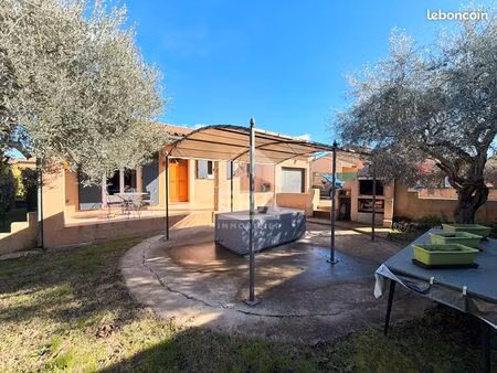 villa 5 pièces 84 m²