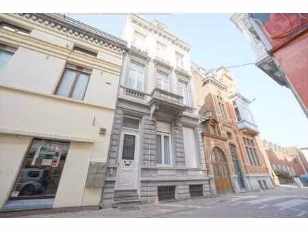 appartement 1 chambre située dans le centre-ville