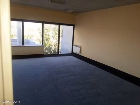 bureaux à louer avignon centre d'affaires capsud 135 m2