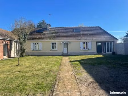 fermette picarde rénovée 180 m² – 3 suites – 200 m² dépendances – sans vis-à-vis