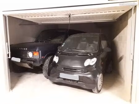 grand garage de 21 m2