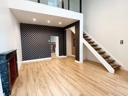 maison duplex rénovée – centre cugand