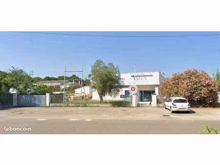 local commercial a louer