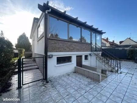 pavillon 5 pièces 100 m²