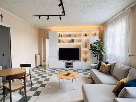 maison 5 pièces 104 m²