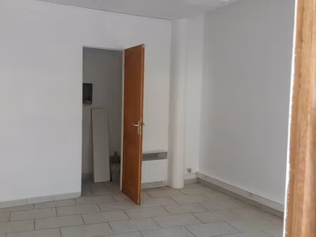 local de 20m2 à louer à pertuis