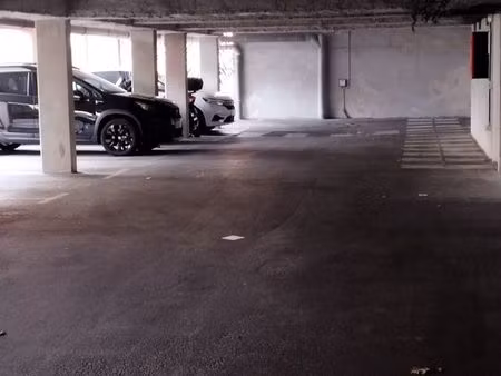 particulier vends place de parking secteur porte marine la seyne sur mer