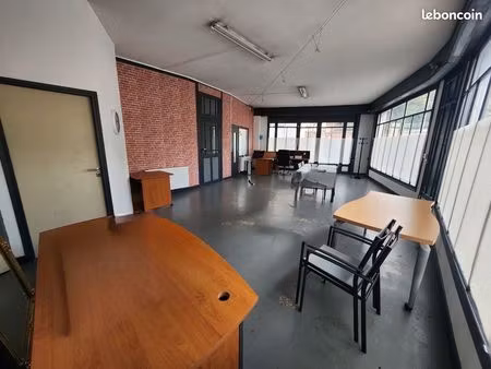 local commercial + entrepôt