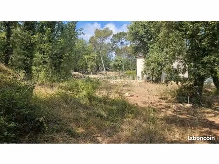 terrain 3 137 m² callian