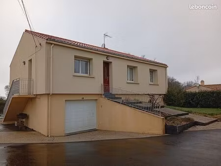 maison trois chambres beaurepaire