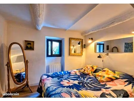 maison cœur village du revest-les-eaux