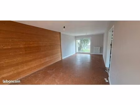 maison t5 116m² - 4 ch le poiré sur vie (beignon basset)