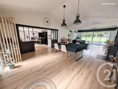 maison de village 6 pièces 183 m²