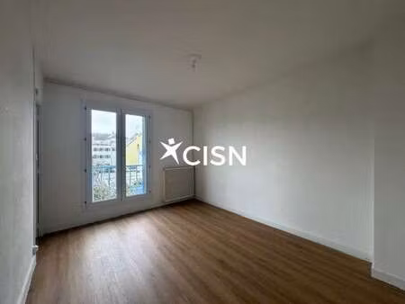 location appartement 2 pièces à saint-nazaire (44600) : à louer 2 pièces / 35m² saint-naza