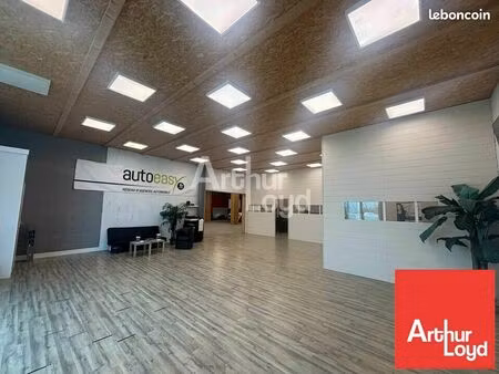 local commercial 360 m² aubigny-les clouzeaux