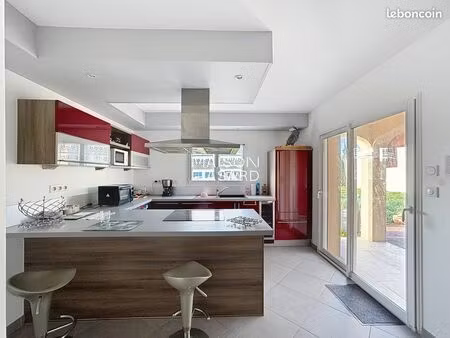 maison 4 pièces 106 m²