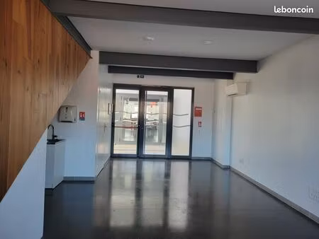 local professionnel à louer