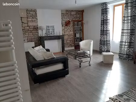 location maison lucon