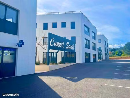 local professionnel var - le cannet des maures- pôle santé