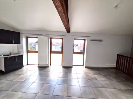 charmant duplex au coeur de brindas