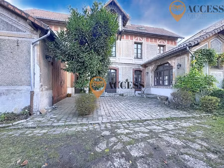 montmorency centre - propriété de caractère au cachet authen