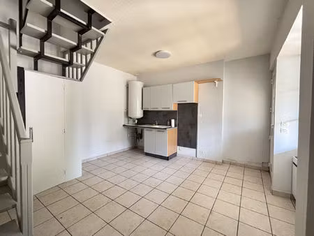 location appartement 2 pièces 32 m² à rochefort (17300)