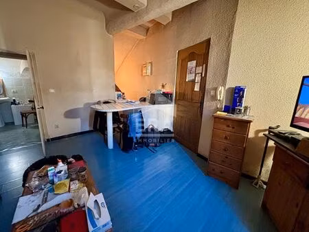 spécial investisseur  à vendre 84160 cadenet studio loué d'environ 28 m²