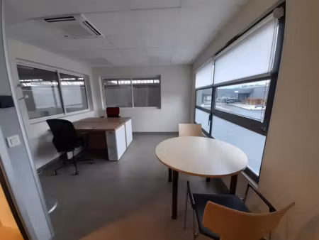 espace de travail clé en main à meaux - 12 m² avec parking et fibre