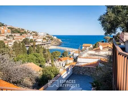 villa d'architecte avec vue panoramique sur la mer