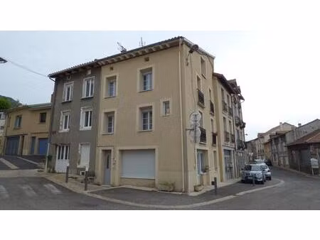 f3 meublé en triplex