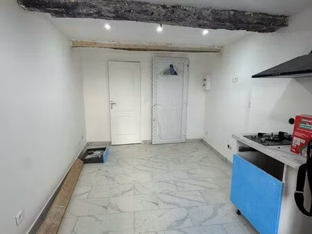 loue studio à pignans var