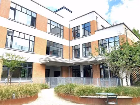 bien professionnel à louer à ixelles € 450 (llgay) - immobilière hendrix entreprise | zimm