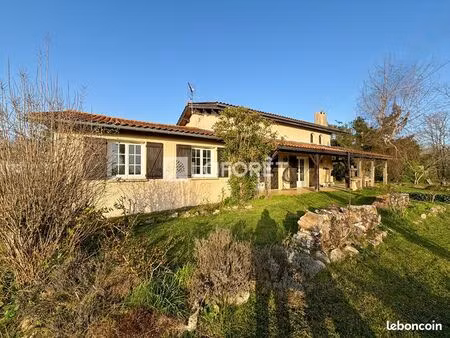 chalet 5 pièces 189 m²