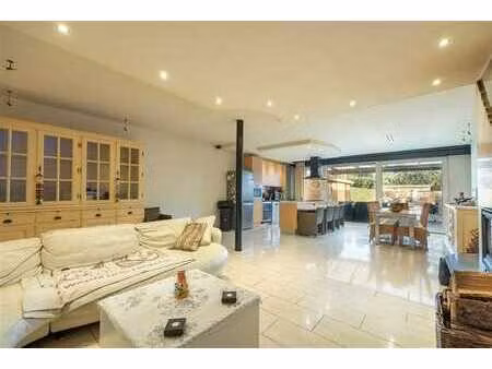 appartement confortable avec 2 chambres à brasschaa