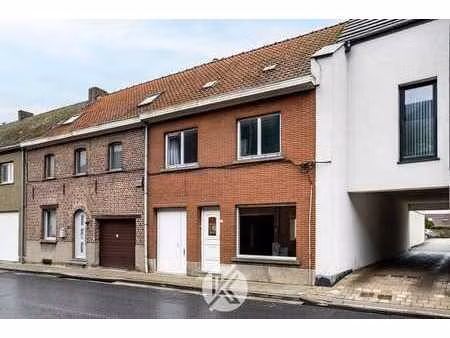 op te knappen woning nabij centrum herzele