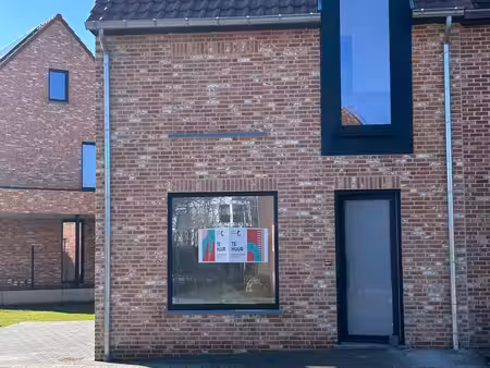 maison à louer à peer € 1.380 (llgss) - vastgoed c - bocholt verhuur | zimmo
