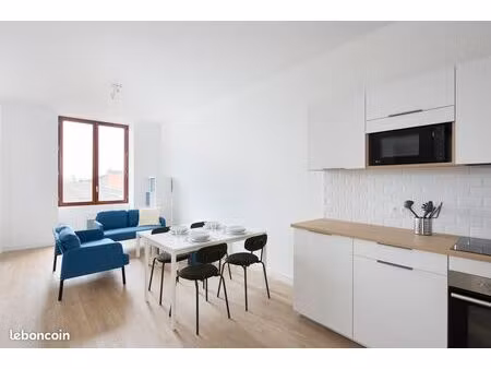 t3 meublé de 56 40 m² – lumineux et comme neuf