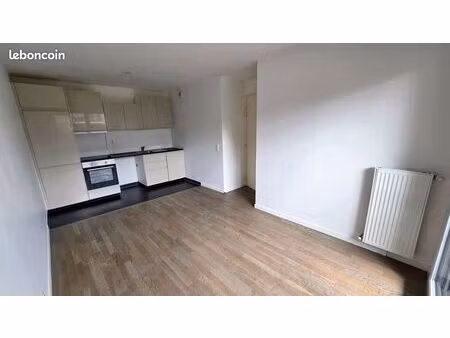 location appartement 3 pièces 52 m² cachan (94230)