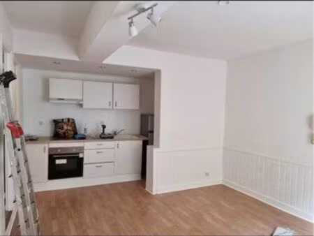 location t2 avec court