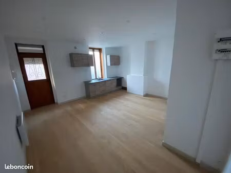 location maison de courée