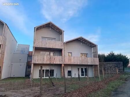 loue appartement type t2 de 43 m2