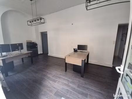 centre hyères - local commercial à louer