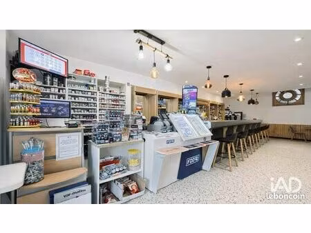 tabac 64 m² carnoules