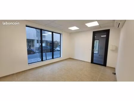 location local (est)