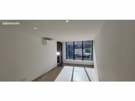 location local (west)