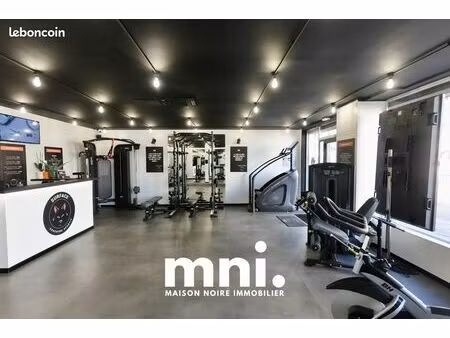 local 140 m² sanary-sur-mer