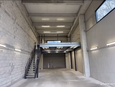 entrepôt - local d'activités - hyeres saint martin - 169m2