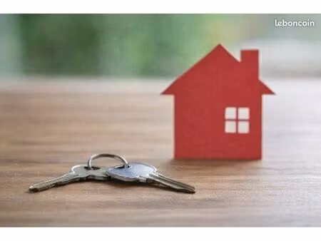 recherche appartement grand studio ou t2