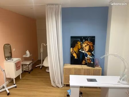 local neuf 20m2 sans droit au bail