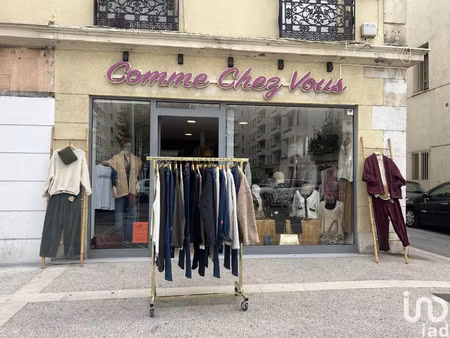 vente commerce 48 m² toulon (83000)